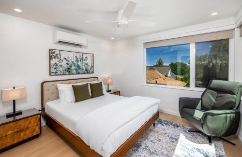Wallingford Apartment | Secret Hideaway - New Custom Built Home