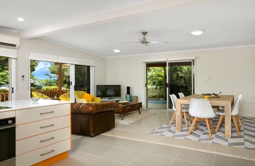Mission Beach House | Secret Mission - Mission Beach