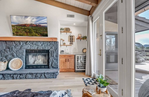 Oak Creek House | Sedona Tanglewood Treasure- Picturesque Home, Stunning Views+Community, Pet Friendly!