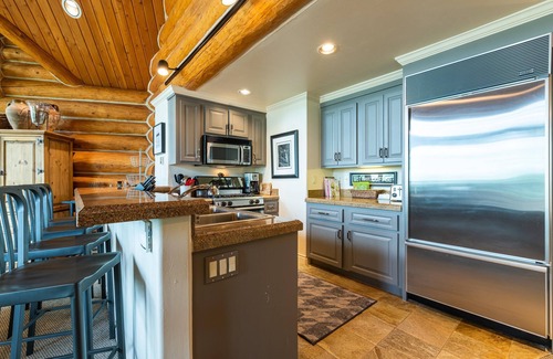 Mountain Village Cabin | See Forever Cabin 105-Three bedroom Cabin to be enjoyed by family and friends