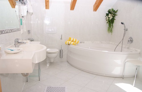 Appiano Sulla Strada del Vino Hotel | Seehotel Sparer