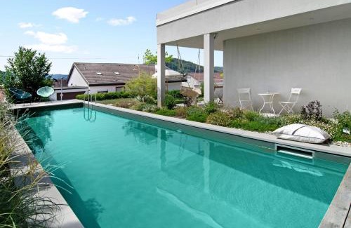 Ludwigshafen Apartment | Seeart-apartment No 86