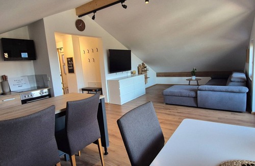 Fischbachau Apartment | SEElig vacation apartment at Wolfsee in the beautiful Bavarian mountains