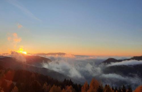Wolfsberg Bed & Breakfast | Seetalerhütte