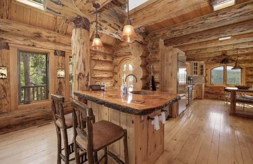 Winter Park Cabin | Selah Vista Lodge 6 Bedroom Luxury Log Home