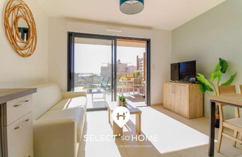 Le Lavandou Apartment | SELECT' - Appartement avec douche extérieure et piscine - 180SUD-E02