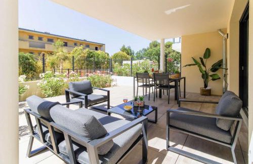 La Faviere Apartment | SELECT'soHOME - Superbe appartement pour 4 personnes à deux pas de la plage et des commerces de la Favière ! - ILOA-B01