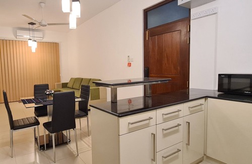 Homagama Apartment | Self Catering Flat (2 BHK AC/HW) at Homagama MCR