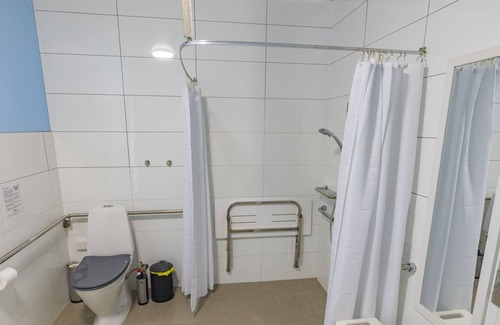 Eurobin Apartment | Self contained 2-brm apartment (accessible) with views of Mount Buffalo