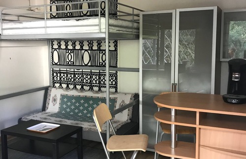 Meudon Apartment | Self-contained studio in Sèvres close to Paris