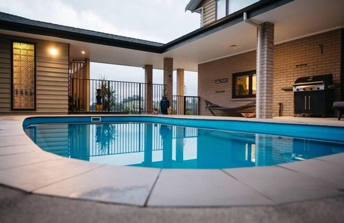 Te Wahapu House | Self-contained studio overlooking Orongo Bay