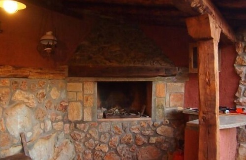 Pinilla de los Barruecos Cottage | Self catering Los Barruecos for 18 people