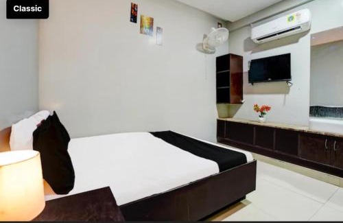 Surat Hotel | Selfie Rooms