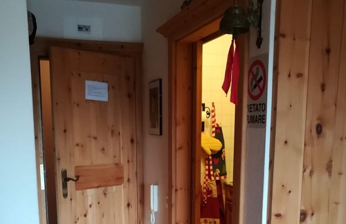 Selva di Val Gardena Apartment | SELVA ValGardena, cozy flat, central and close to the ski slopes (only mt. 300!)