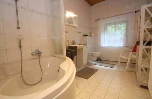 Dobbin-Linstow House | Semi detached house, Glave