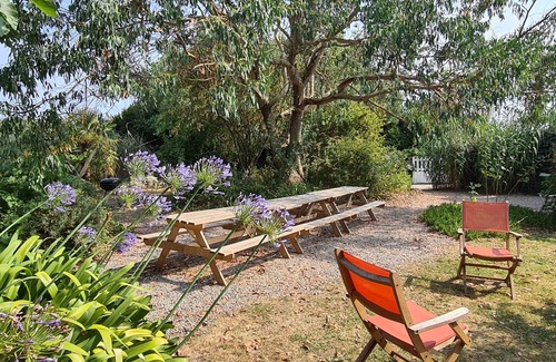 Bangor House | Semi-detached houses on Belle-Ile with BIKES