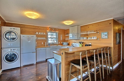 Rodanthe House | Semi Oceanfront/2 king,1 queen/handicap friendly/deck w/ocean & sound views