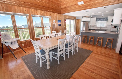 Tuckahoe House | Semi-Oceanfront, Private Pool, Poolside Bar, Hot Tub, Ocean Views! T1, Sailaway