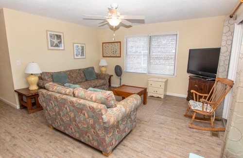 Colington House | Semi-Oceanfront, Ocean Views, 200 ft to Beach access, Dogs Welcome, KD242, Fitzs Wave Watcher