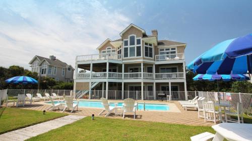 Pine Island House | Semi-Oceanfront, Yard, Private Pool, Close to Beach, Rec Rm, PI185, Sugar N Spice