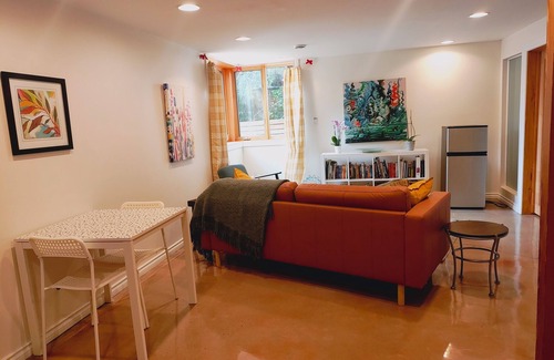West Edmonton House | Semi Private Suite-U of A, UA Hospital, Whyte Ave, Trails, Train!