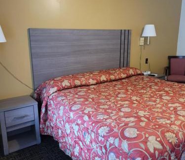 Watkins Glen Hotel | Seneca Clipper Inn