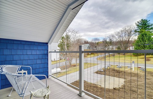 Valois Apartment | Seneca Lake Wine Trail Studio w/Balcony & Views!