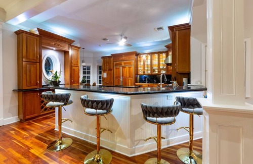Islamorada Villa | Sensational Ocean Front Villa Kayak+PBs+Cinema+Fire Pit+Pool License # 24-4115