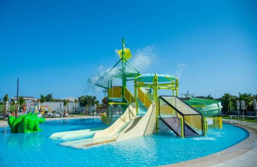 Aposelemis Hotel | SENSEANA Sea Side Resort & Aquadventure