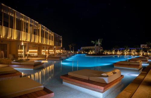 Aposelemis Hotel | SENSEANA Sea Side Resort & Aquadventure