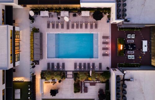 Home Park Hotel | Sentral West Midtown at Star Metals