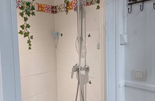 Limoges Bed & Breakfast | Separate Zen room, with separate bathroom, close to the city center.