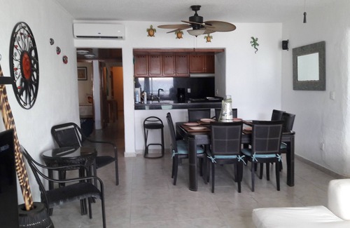 Zona Hotelera Condo | SEPT OCT SALE Amazing Beach Front Apartment-3 BDRMS, 3 Baths, sleeps 8