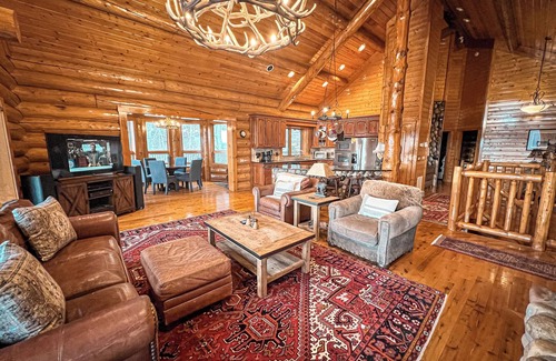 Buck Mountain Cabin | Sept Skies, Mtn Views - Your High-Country Escape Awaits @ Picture Perfect