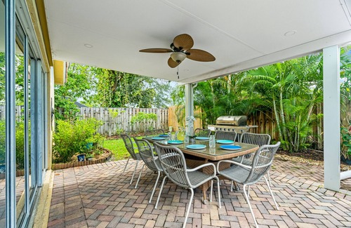 Plantation House | September 25% Promo-Private Heated Pool, 2 King Beds, Renovated Baths, BBQ, Golf
