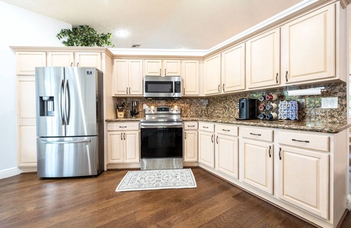 Plantation House | September 25% Promo: 4 BR Home, Private Heated Pool & Hot Tub, Beach, BBQ, Golf