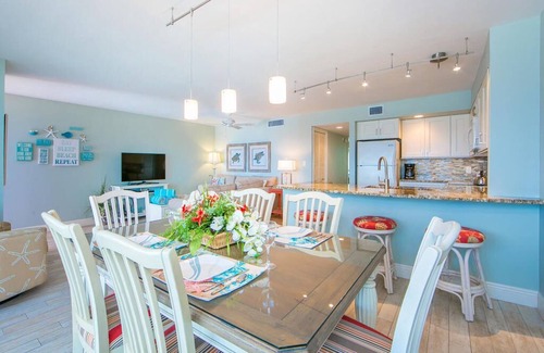 Bradenton Beach Condo | September Golf Cart Special