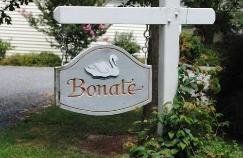 Royal Oak House | September Splender! Waterfront ,Pool, Dock, Hot Tub.A Luxury VIP Vacation Rental