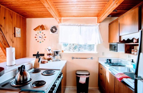 Camp Nelson House | Sequoia A Frame W/Spa, River, Hiking, Pets