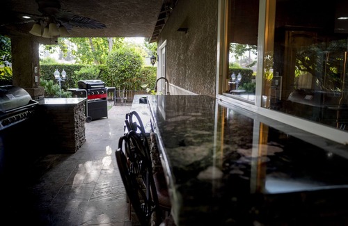 Visalia House | Sequoia Haven-relax in hot tub after amazing hikes in the park!! Recent Discount