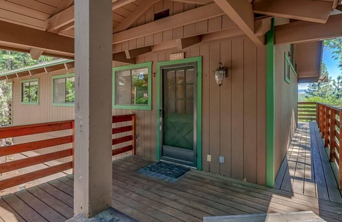 Dorrington Cabin | SEQUOIA SUNRISE - 3 BEDROOM PLUS FAMILY ROOM AND STUNNING VIEWS IN DORRINGTON!