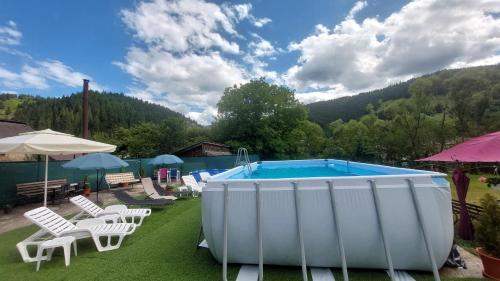 Brosteni Hotel | Serbeca