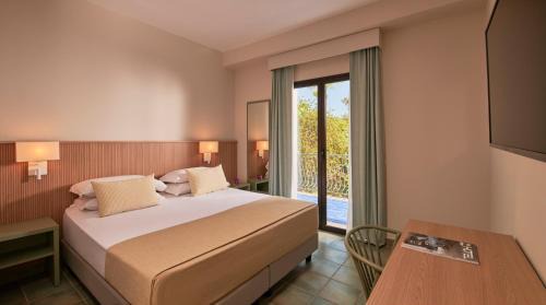 Marinella Di Cutro Resort | Serenè Resort