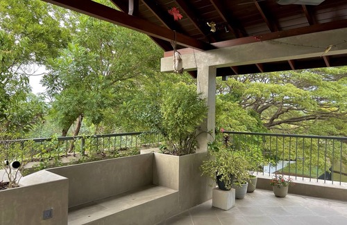 Sri Jayawardenepura Kotte House | Serene Luxury Villa, Colombo