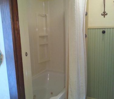 Saugatuck Bed & Breakfast | Serendipity Bed and Breakfast