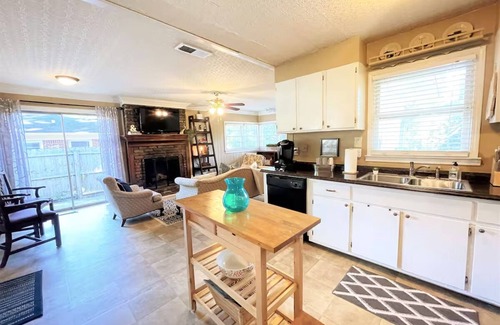 Marietta House | Serendipity! Charming 3 Bed, 2 Bath Marietta House with Easy Access to Atlanta!