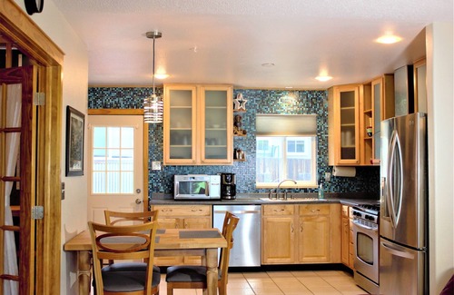 Central Colorado Springs House | Serendipity House