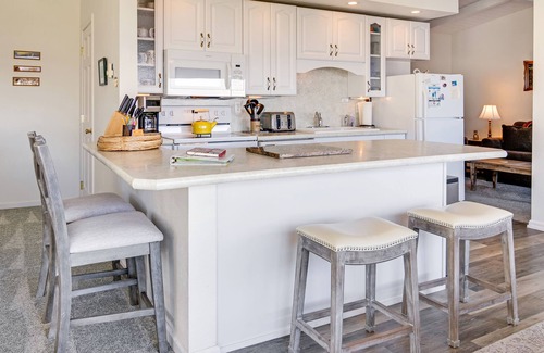Yachats Cottage | Serendipity - North Yachats Ocean View with easy beach access.