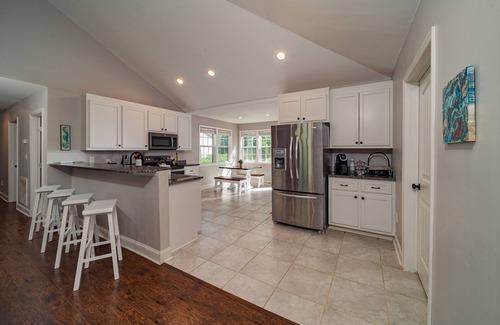 Greenville - Spartanburg House | Serene 3BR Near Downtown, Fenced Yard, Pets OK