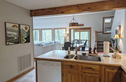 Nellysford House | Serene and secluded 4 Br/3ba Foxwood at Stoney Creek